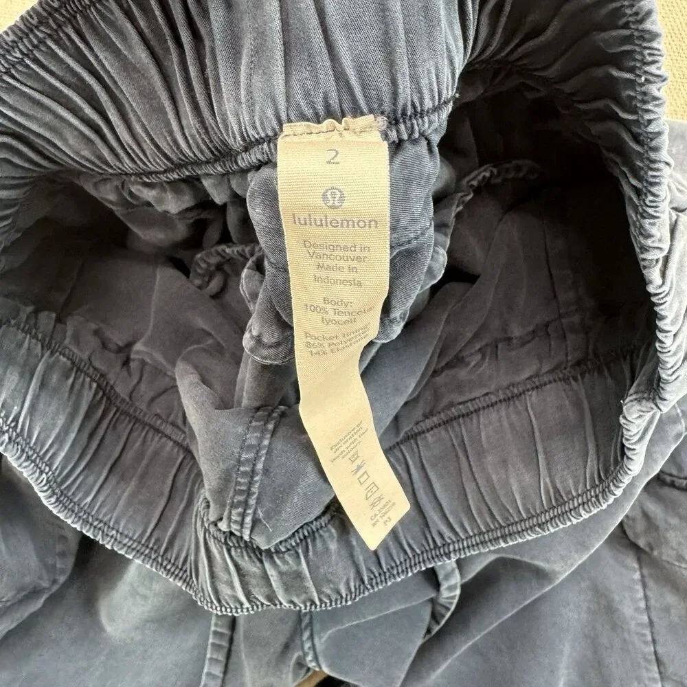 Lululemon Move Lightly Pant 25 True Navy Cargo Jogger Women’s Size 2 Lyocell